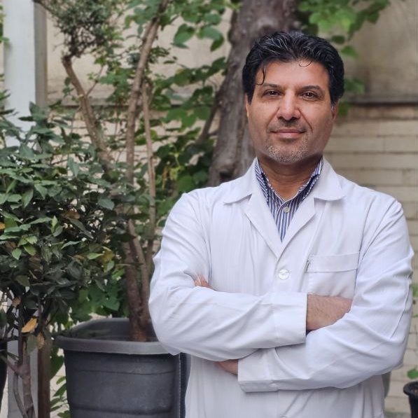 دکتر سعید نجاری فوق تخصص جراحی سرطان روده